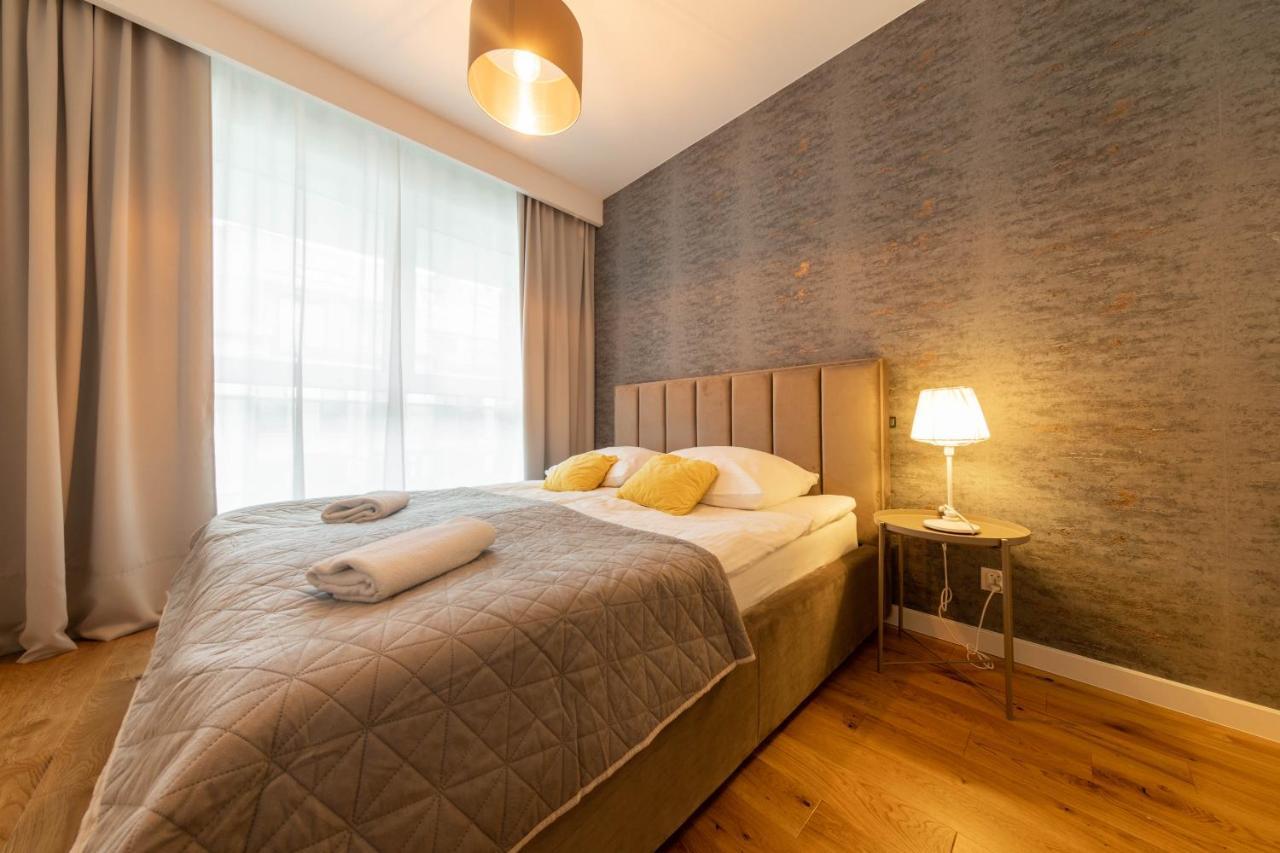 Vip Apartamenty Butikowa ビャウィストク エクステリア 写真